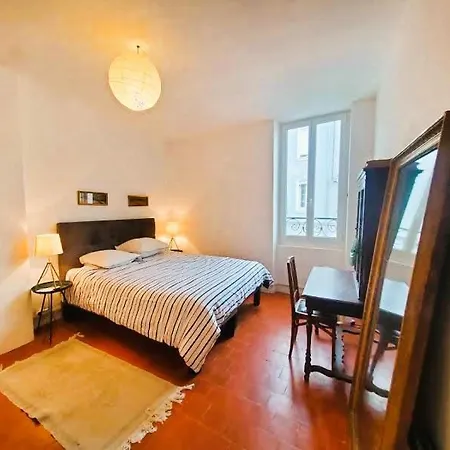 Сasa de vacaciones Maison De - *